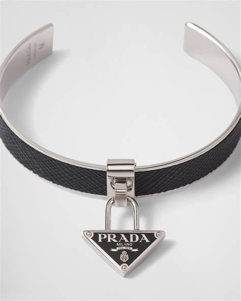 bracciale in pelle saffiano prada|Bracciale in Saffiano Blu .